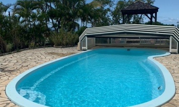 PISCINADOM entretien de piscine à Saint Pierre